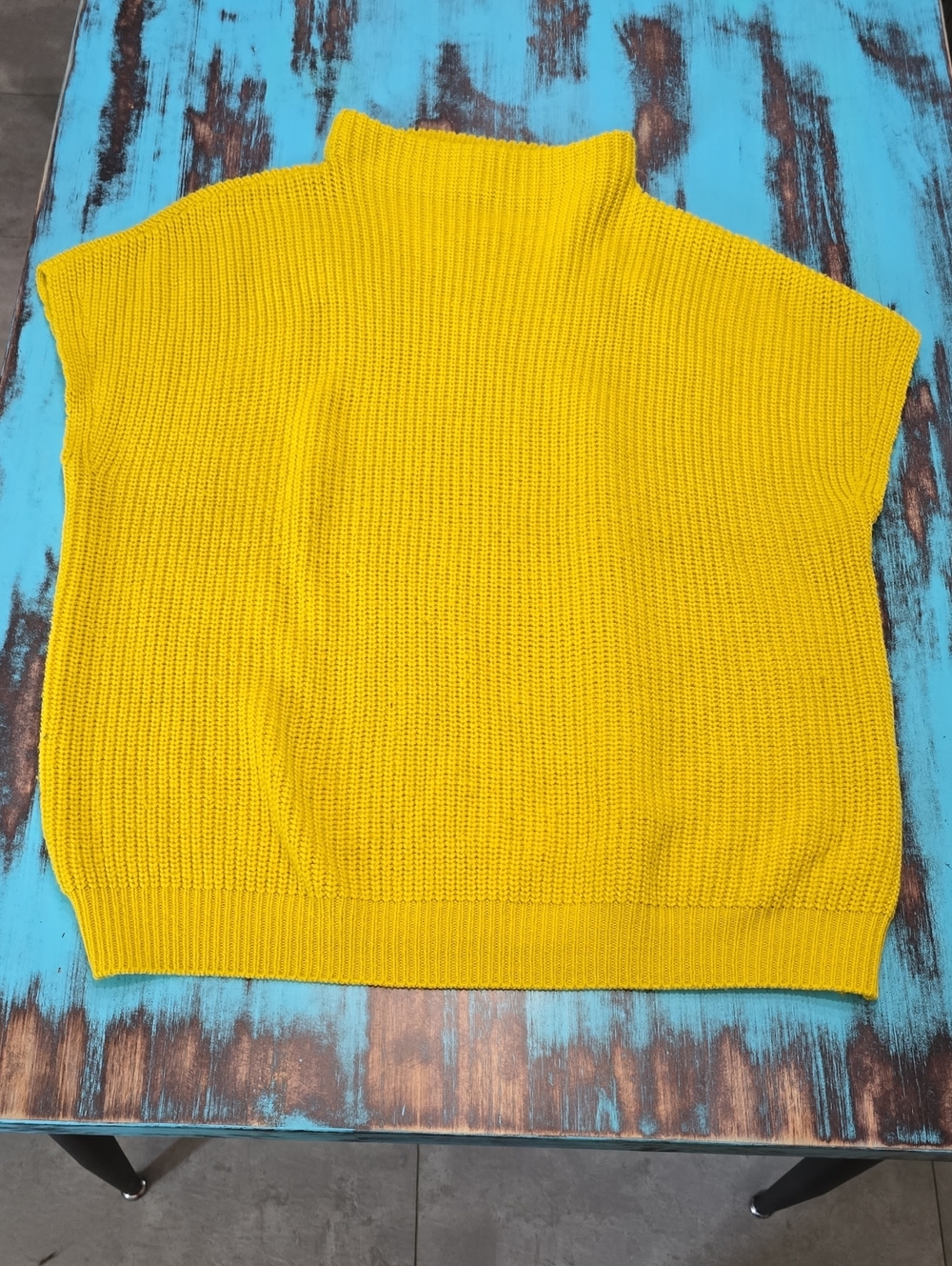 Kenneth Cole Canary Yellow Short Sleeve Turtleneck Sweater